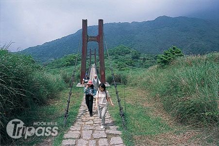 观察火山地形～冷水坑