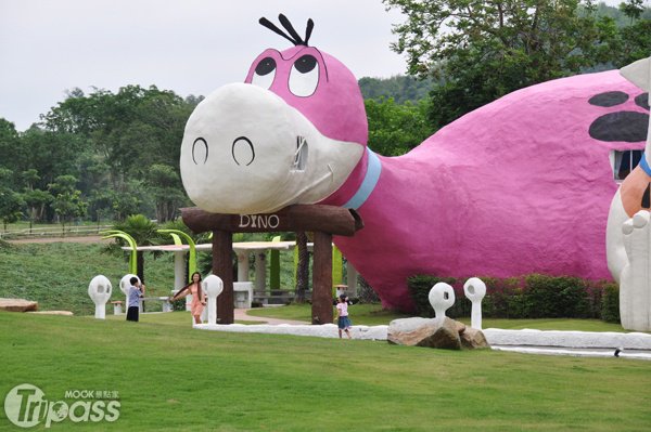 可爱！入住泰国摩登原始人旅店::SuanPeungResort