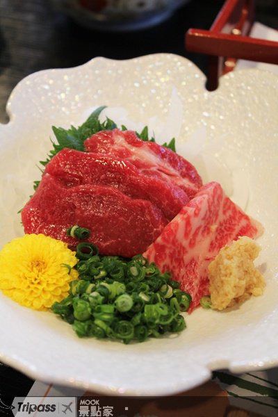 尽览熊本城夜景，帝王之姿啖“马肉”