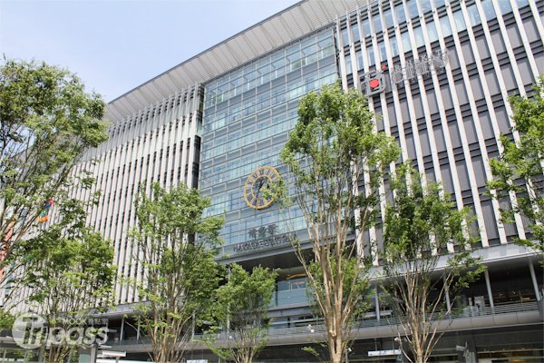 日本最大车站购物中心，九州JR博多城