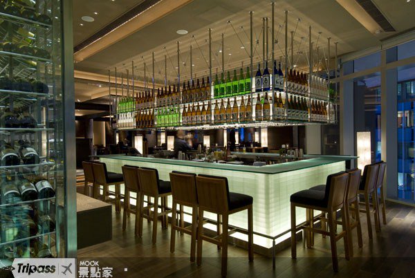 香港zuma入寻亚洲20大最佳餐厅”