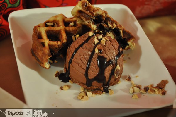 COLDSTONE开发“热活松饼”系列