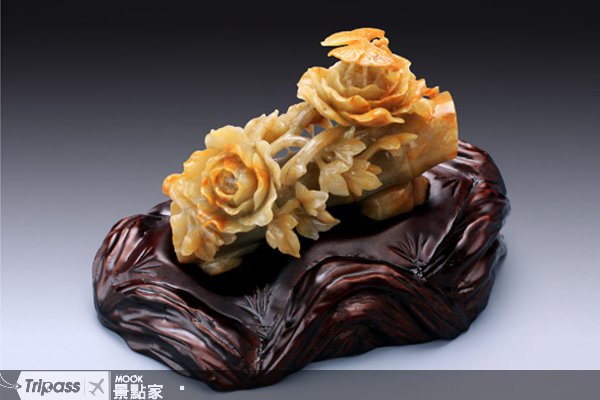 玉艺薪传十五年，玉石大展免费送玉