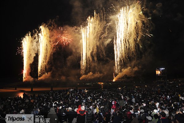 元旦到东北角迎曙光