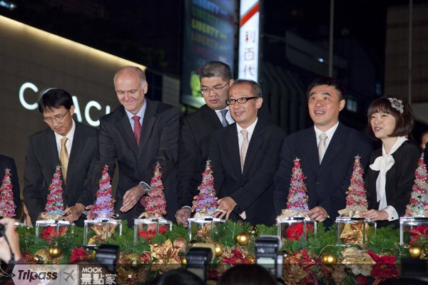 欧洲花博时尚嘉年华会热闹揭幕