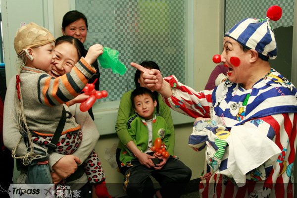 爱心圣诞，住房也能响应慈善
