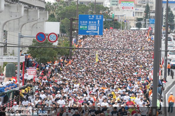 奔驰冲绳秋冬山海，单车、马拉松盛会登场