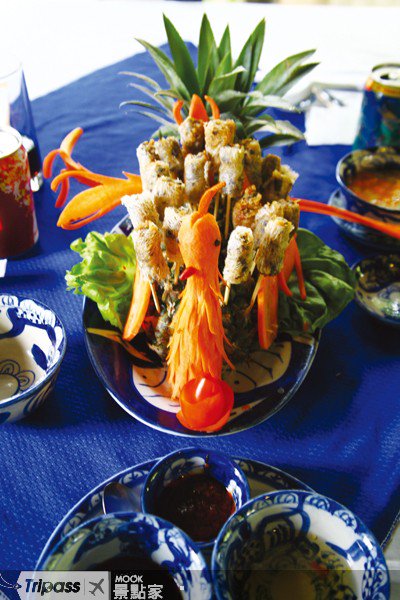坐在越式花园吃宫廷美食::YThaoGarden::越南