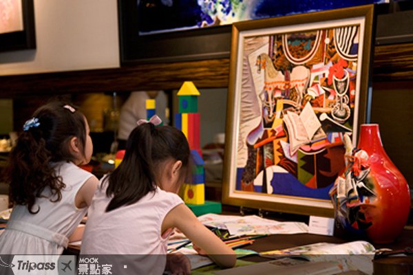 到北美馆“涂涂抹抹”，夏日画室工作坊