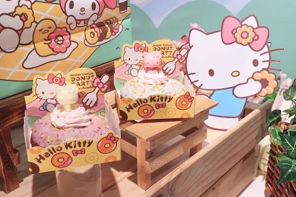 MD甜甜圈联名三丽鸥HelloKitty等三款云朵环保杯登场