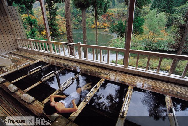 前进阿信的故乡，泡在暖呼呼的银山温泉里