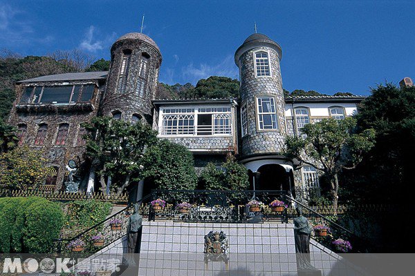 大荣旅行社::小年夜关西最夯，看名景、游影城，全家玩翻天