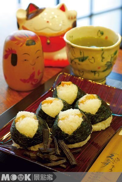 一口接一口，超涮嘴炸虾御饭团::名古屋