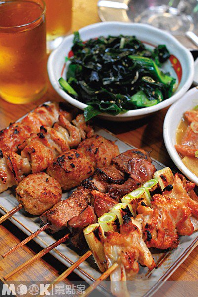 やきとり文乐::东京::居酒屋::烤鸡肉串