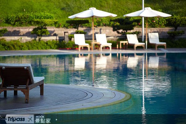 沉浸花东纵谷花海，花小钱度假住星级饭店