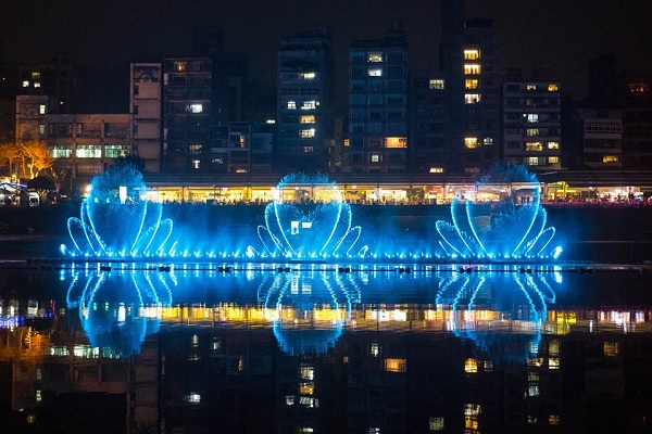 浪漫仙境夜景飨宴最强国际级水舞秀天天上演