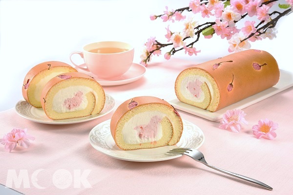 粉色春季限定生乳卷樱花草莓入甜点梦幻逸品