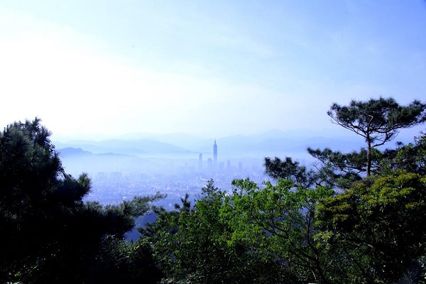 超广角山景尽收眼底免费露营场重新开放