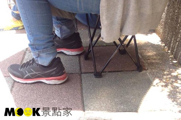 不只499之乱！旅游排队等候五大必备物品