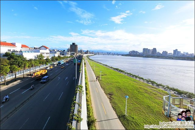 【亲子景点】台北骑车赏花看飞机：延平河滨公园
