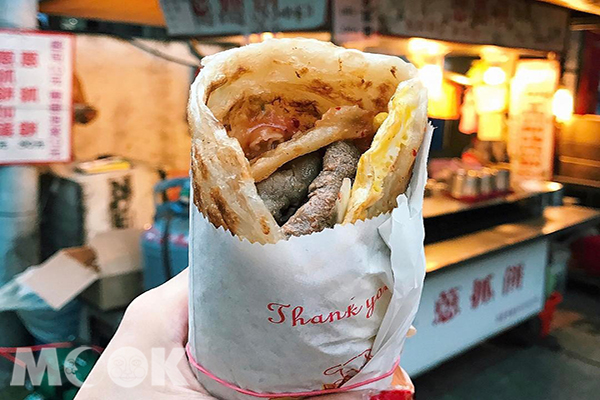 没包料也香味四溢！台北五大葱抓饼