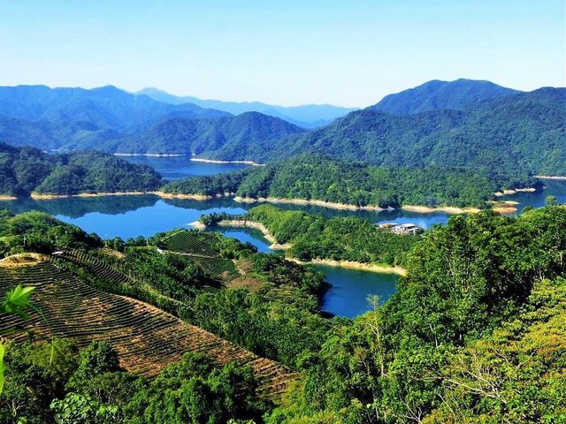 台湾包车旅游连假这样玩|台湾包车旅游:北中南12条路线懒人包