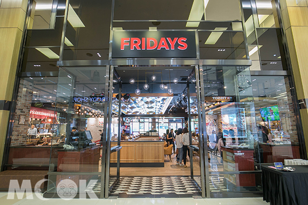 亚洲第一座FRIDAYS2.0全新概念店六大情境好吃又好拍