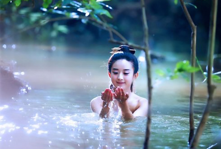 户外旅行怎么用一瓶矿泉水洗澡？