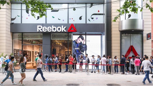 Reebok 锐步亚太首家旗舰店亮相上海，热身开幕！