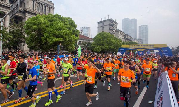 跑步装备|马拉松遇上护小腿 物理反应奏效
