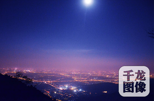 夜爬香山|第400次登顶 400次俯瞰京城之夜