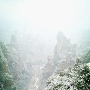 最强寒潮来袭 张家界核心景区变冰雪世界