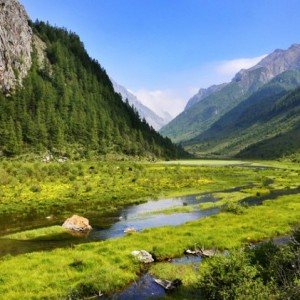 当九寨沟已被人山人海淹没，这里的美景还鲜为人知
