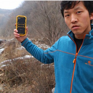 不走寻常路，云狐A8挑战嵩山之巅