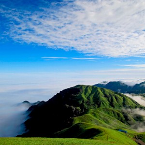 地产巨擘分羹旅游地产房企如何借“名”行“实”
