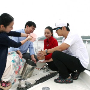 太极湖采集丹江水礼赠冀城 承载浓情连通南北