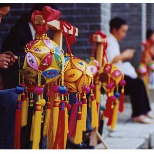 “盈盈一水间，脉脉不得语”,靖西七夕绣球节挺有中国味