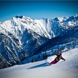 与中国单板先锋人物有王磊一起享受毕生难忘的单板滑雪之旅 ...