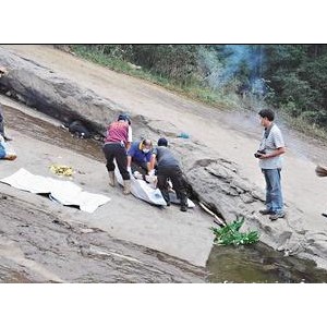 台湾1对堂兄弟失足滑坠400米深谷双亡