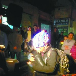小伙从浙江到云南骑行2692公里见生母