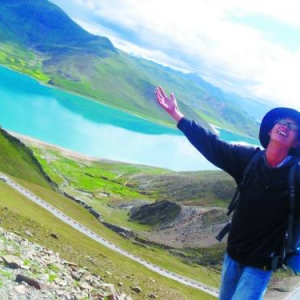 90后大学生穷游西藏 毕业旅行欲穷游国外