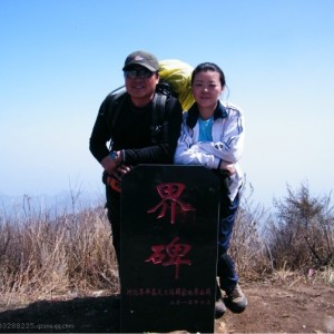 仰头观星，俯身嗅花――登山探路达人参宿、花如雪