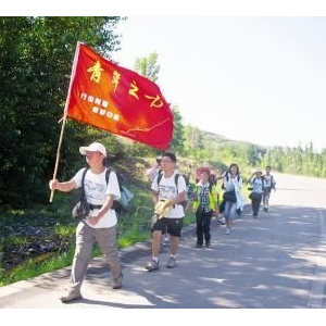 10名大学生20天徒步600公里游学