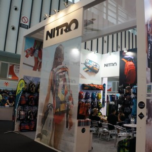 “泛户外”城市功能型背包――NITRO