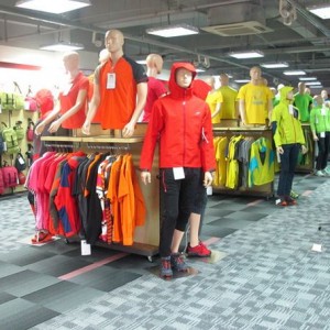 Kolumb举行“藏地发现”2014春夏新品发布会暨订货会