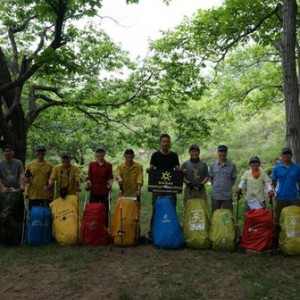 TNF巅峰系列推出全新Leonidas冲锋衣