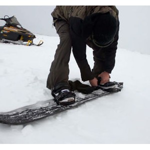 全球首款3D打印技术滑雪板Signal问世