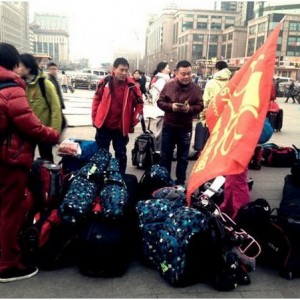 享受雪季末之旅  第三届北大壶国际滑雪狂欢节落幕
