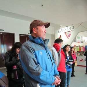 原国家登山队队长王勇峰携手圣弗莱亮相2013 ISPO
