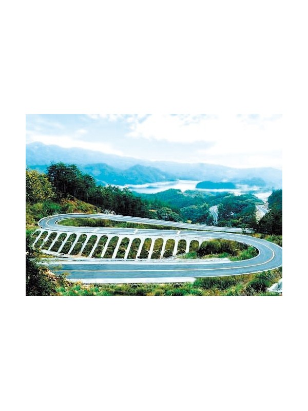 大别山红色旅游公路 传承黄冈红色文化